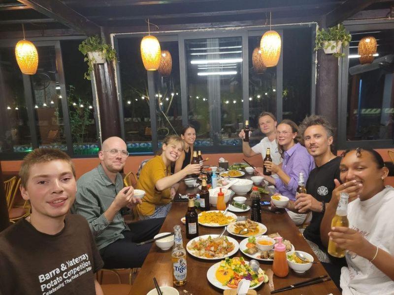Woodstock Beach Camp Xuan Dam Esterno foto