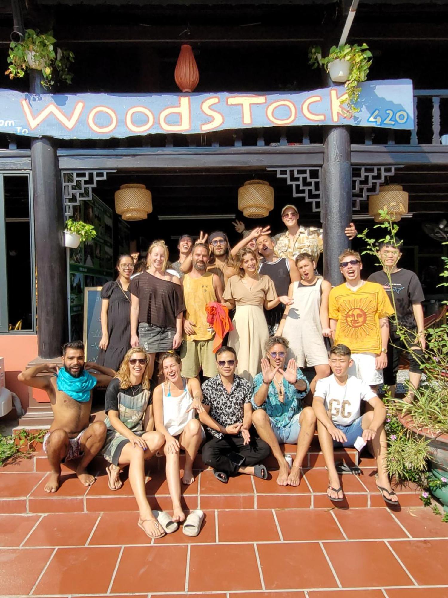Woodstock Beach Camp Xuan Dam Esterno foto